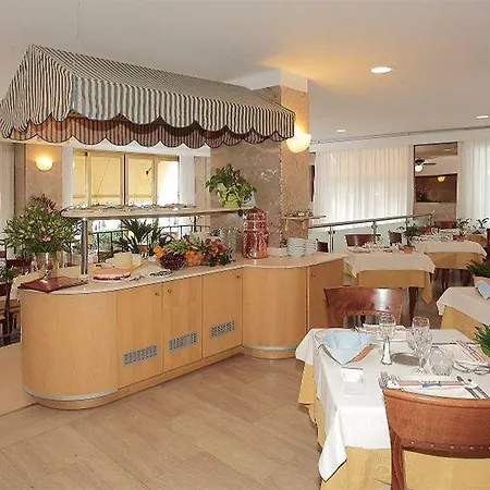 Palace Hotel 4*