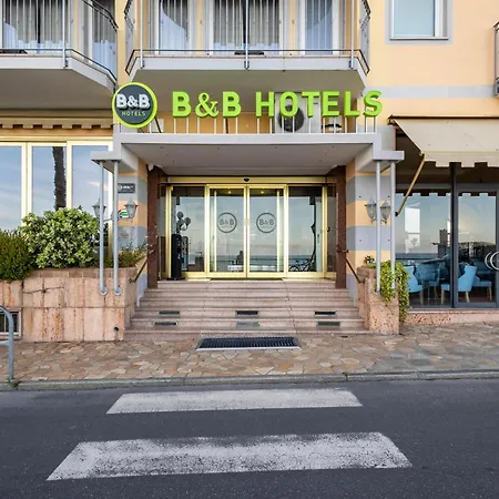 Szálloda Palace Diano Marina