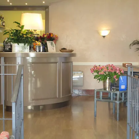 Palace Szálloda Diano Marina