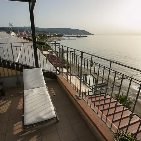 Palace 4* Diano Marina