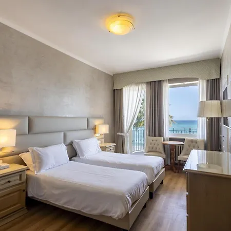 Szálloda Palace Diano Marina