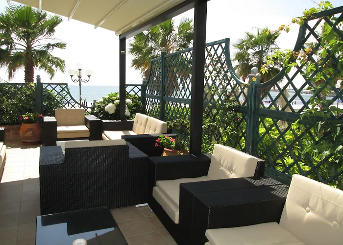 Palace Diano Marina