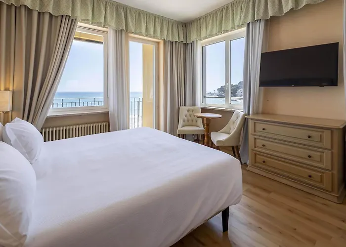 Palace Szálloda 4*