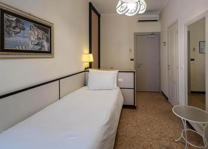 Palace 4*