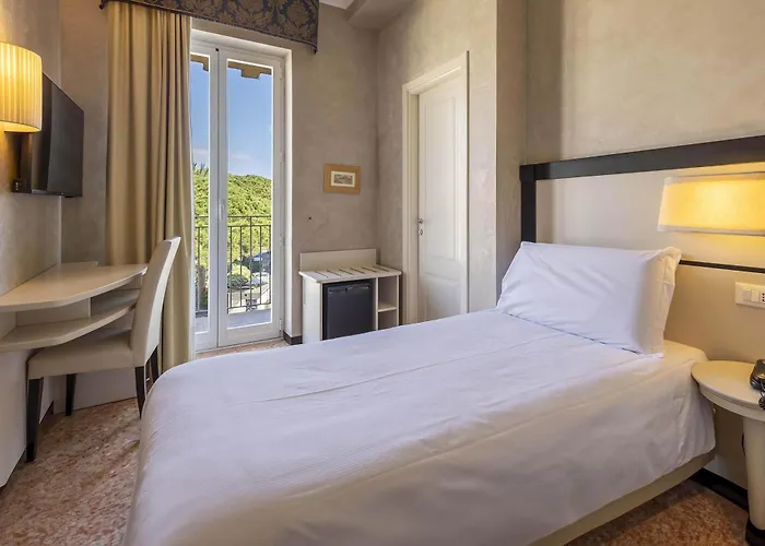Palace Szálloda 4*