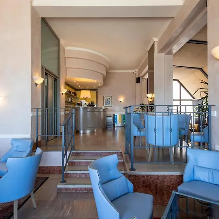 Hotel Palace Diano Marina