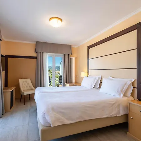 Palace Hotel 4*