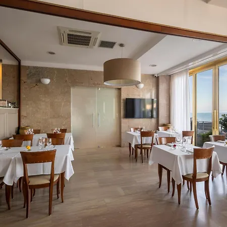 Hotel Palace 4*