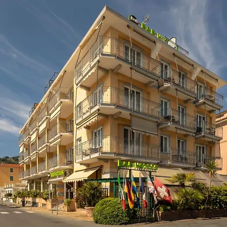 Palace 4* Diano Marina