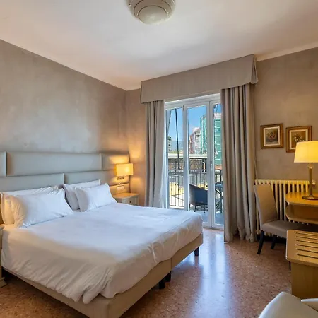 Hotel Palace Diano Marina