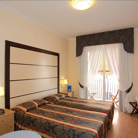 Szálloda Palace Diano Marina