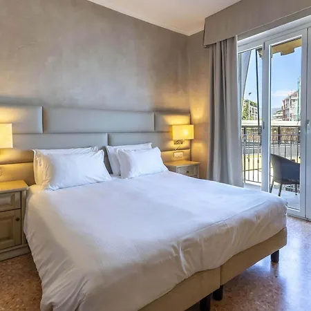 Palace Hotel Diano Marina