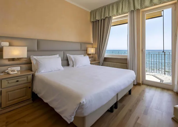 Palace 4* Diano Marina